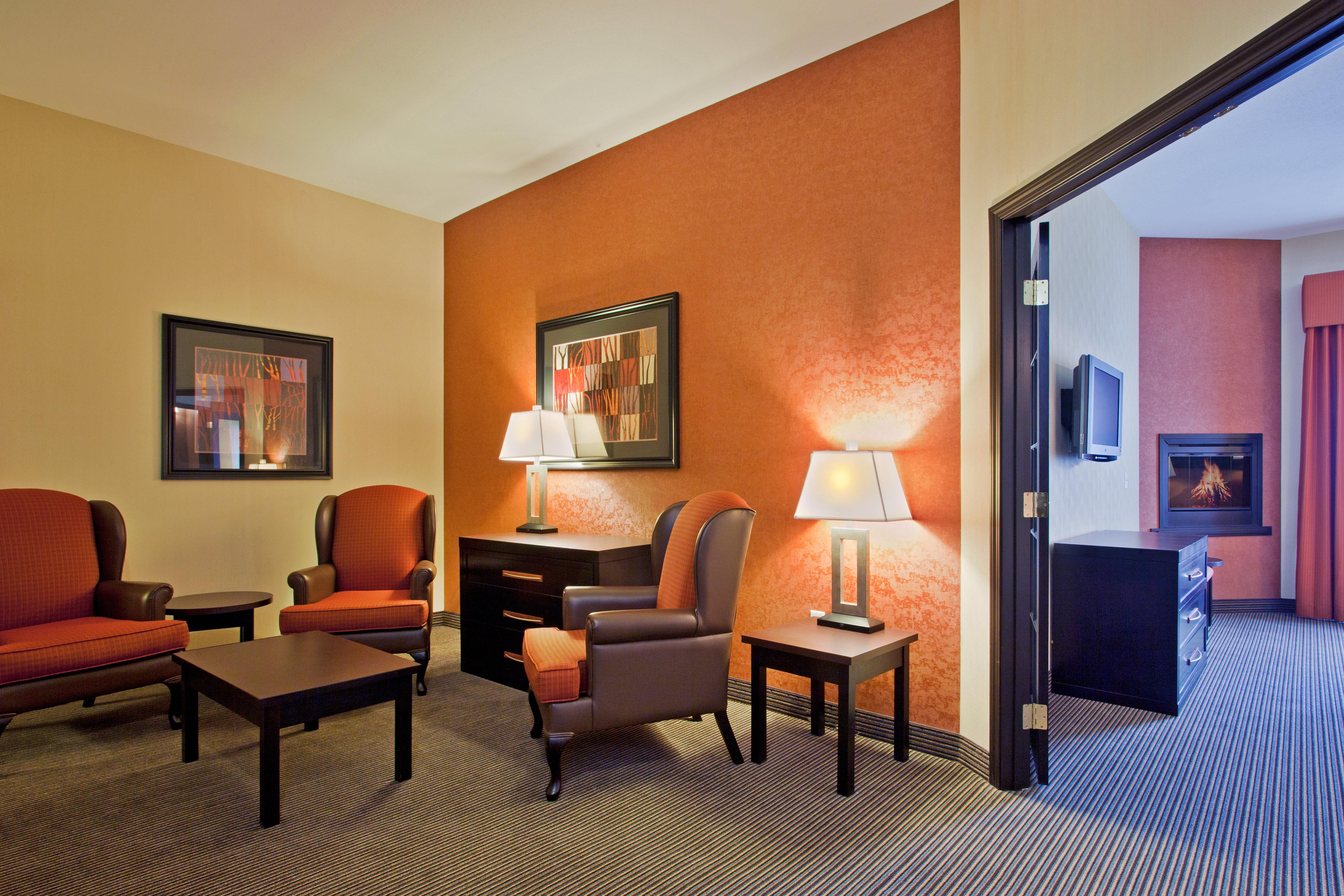 Holiday Inn Express Airport Calgary By Ihg Extérieur photo